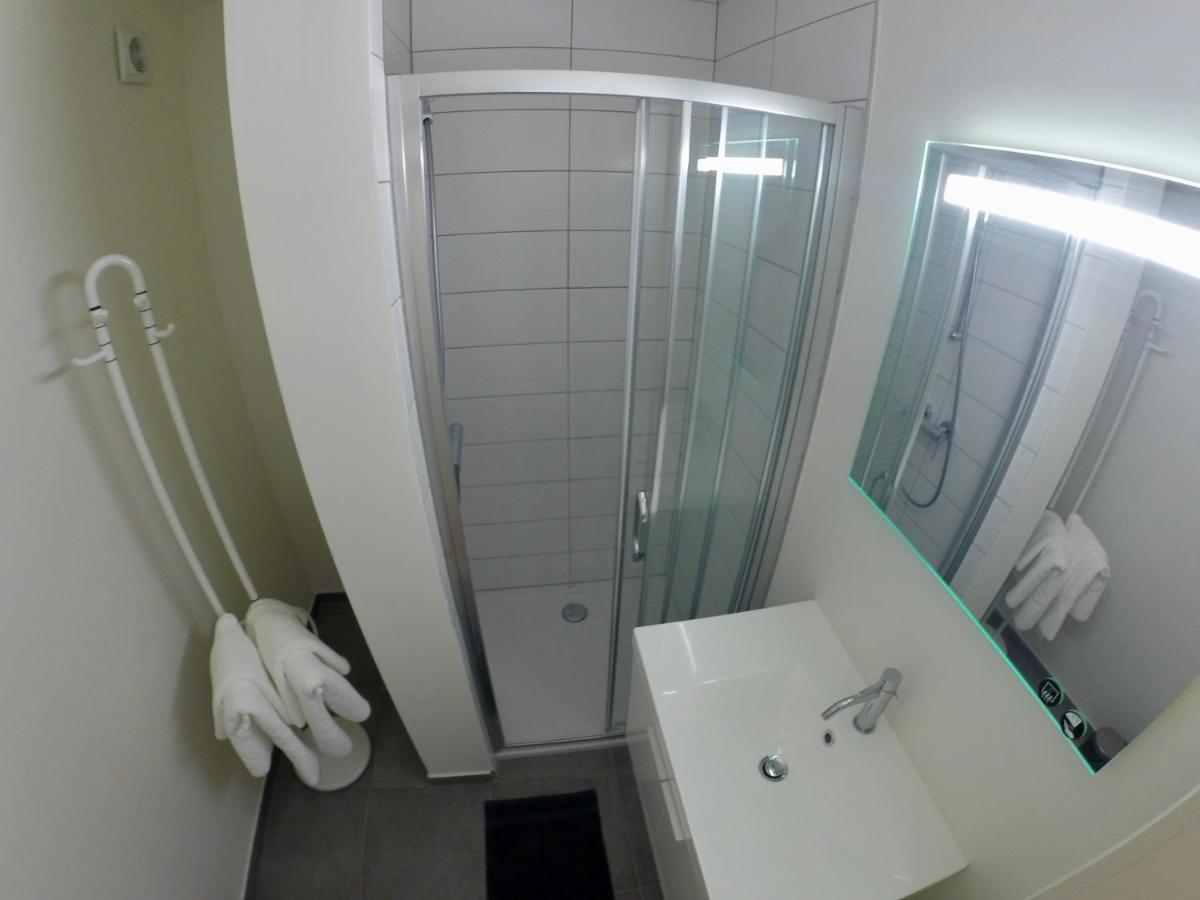 Rustig Appartement Met Zeezicht Dicht Bij Het Centrum Ostende Extérieur photo