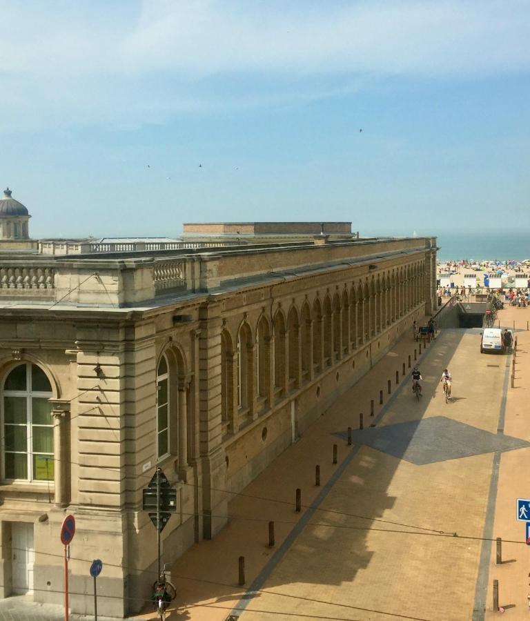 Rustig Appartement Met Zeezicht Dicht Bij Het Centrum Ostende Extérieur photo