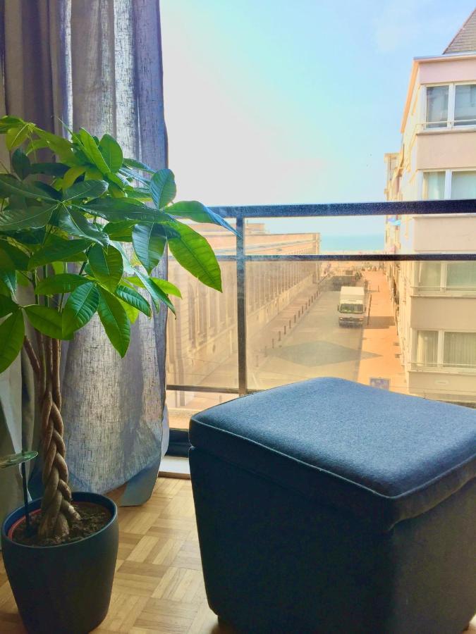 Rustig Appartement Met Zeezicht Dicht Bij Het Centrum Ostende Extérieur photo